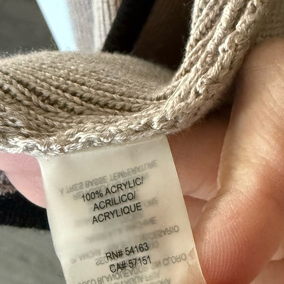 Calvin Klein|Neutral tan knit cape pancho,clasp closure•••Elegant & classy,OS - Picture 9 of 10